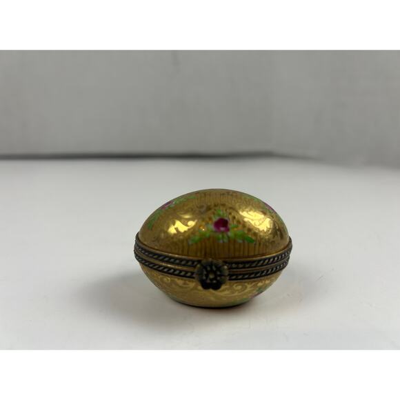 Limoges France Incrustation Trinket Box Hand Painted Roses Raised Gold Oval - Picture 2 of 15